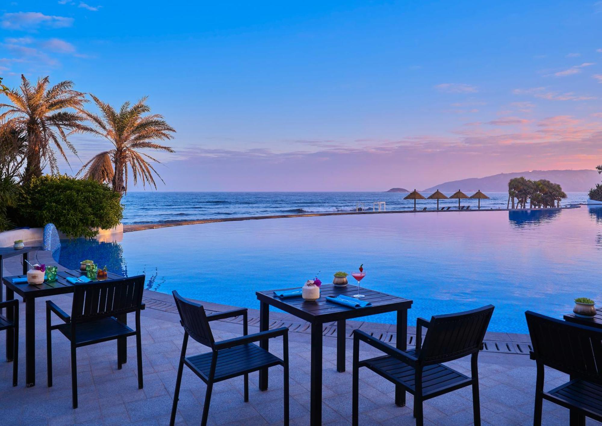 Dusit Thani Shuangyue Bay Resort Huizhou Huidong Exterior photo