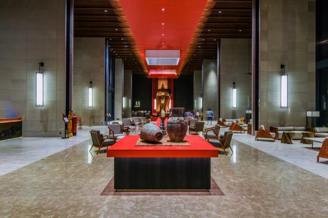 Dusit Thani Shuangyue Bay Resort Huizhou Huidong Exterior photo