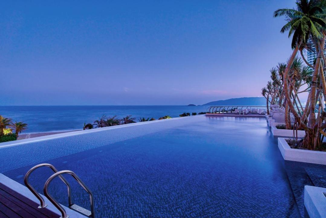 Dusit Thani Shuangyue Bay Resort Huizhou Huidong Exterior photo