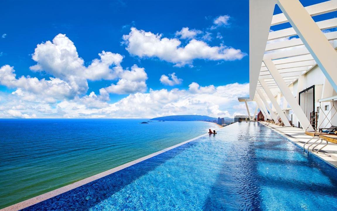 Dusit Thani Shuangyue Bay Resort Huizhou Huidong Exterior photo